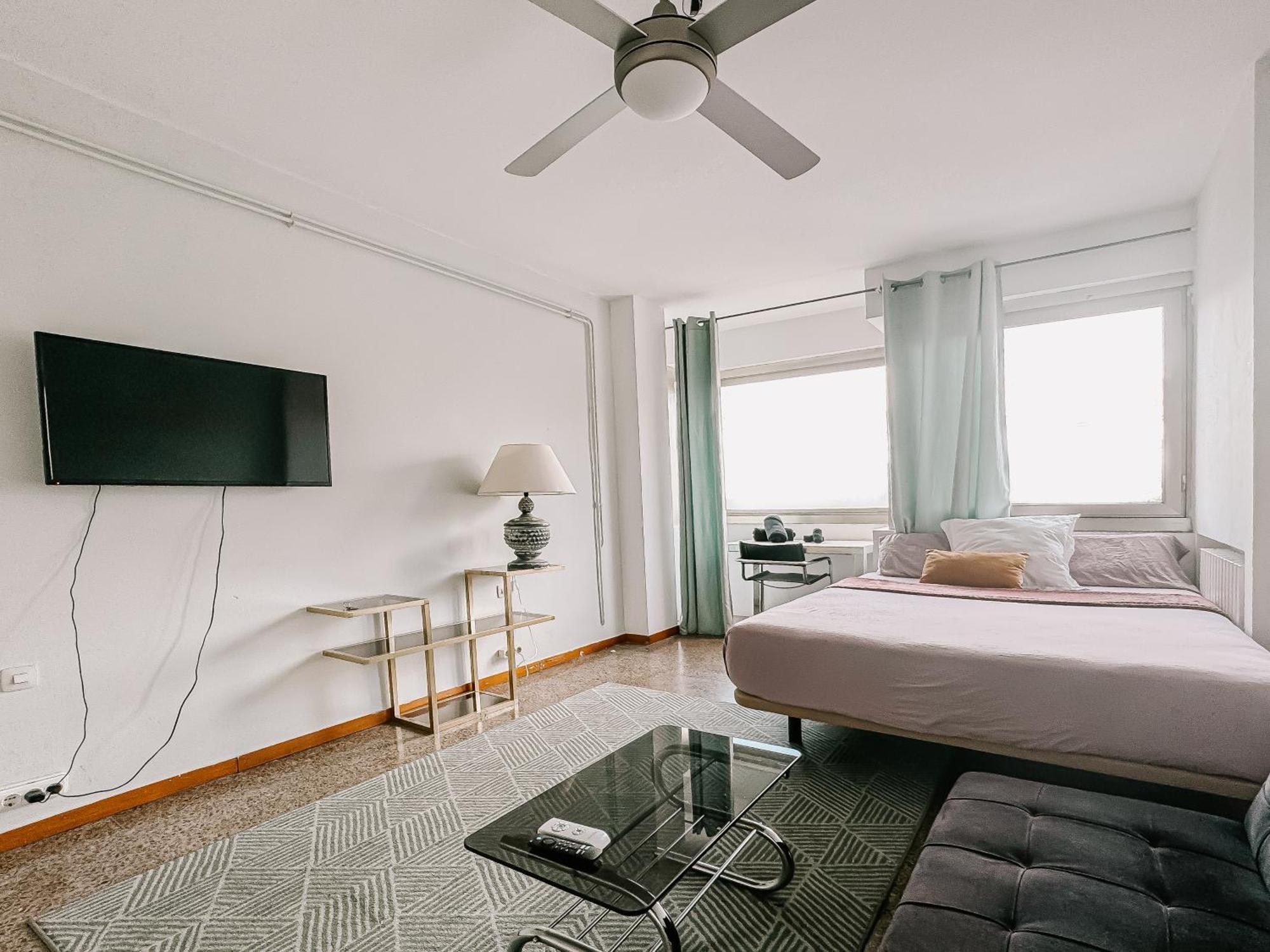 ברצלונה Lovely Rooms In Shared Apartment Gracia Neighborhood מראה חיצוני תמונה