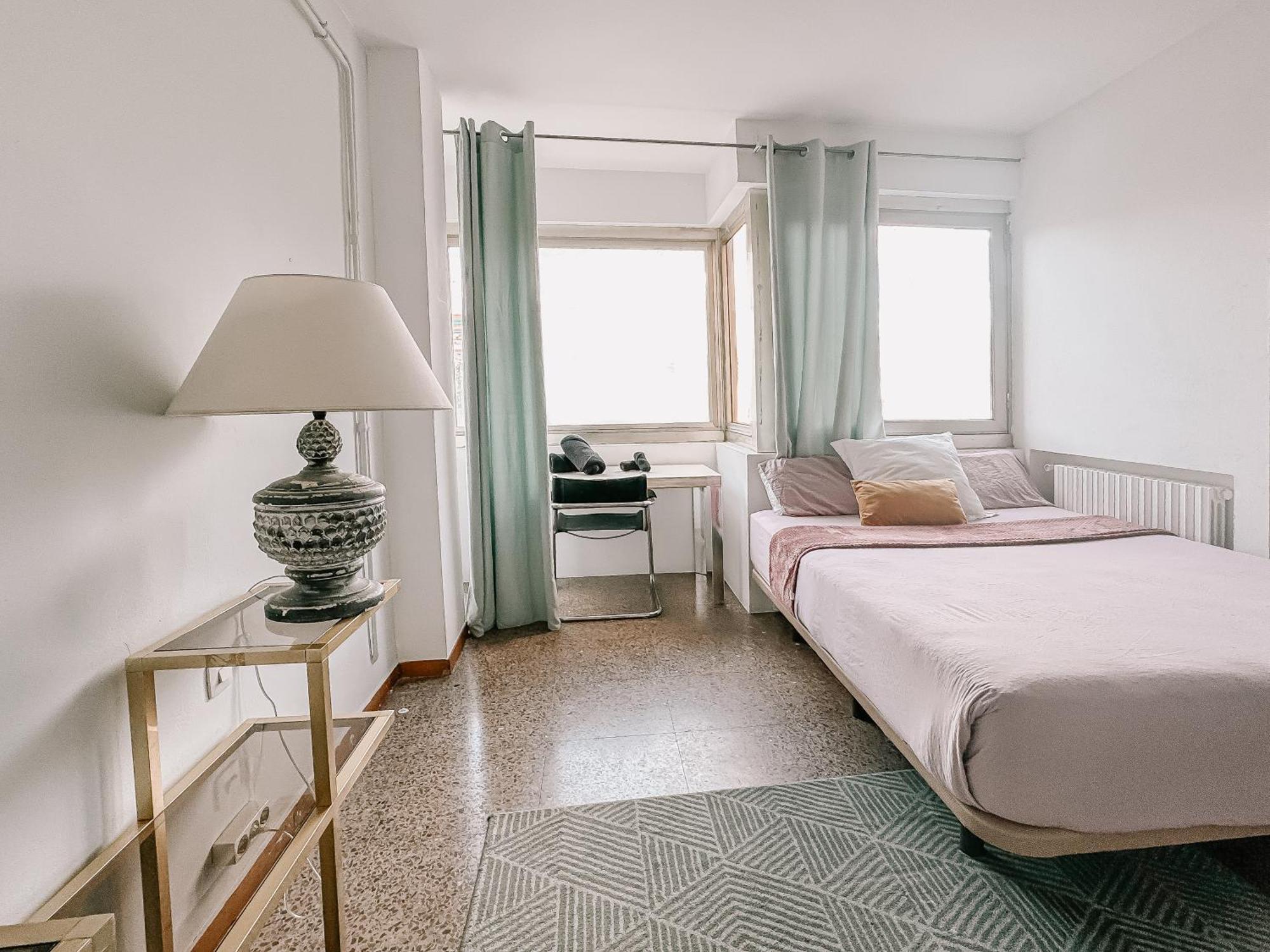 ברצלונה Lovely Rooms In Shared Apartment Gracia Neighborhood מראה חיצוני תמונה